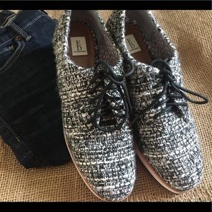 Ellen Degeneres Casual Shoe